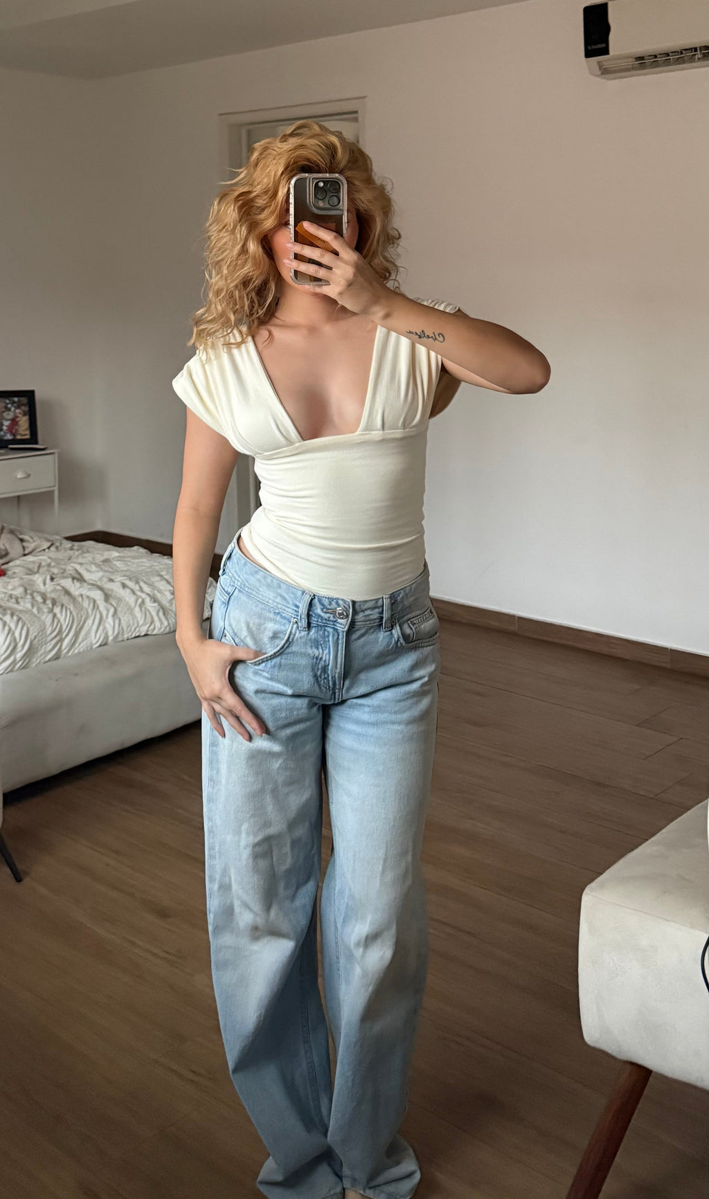 Top 001