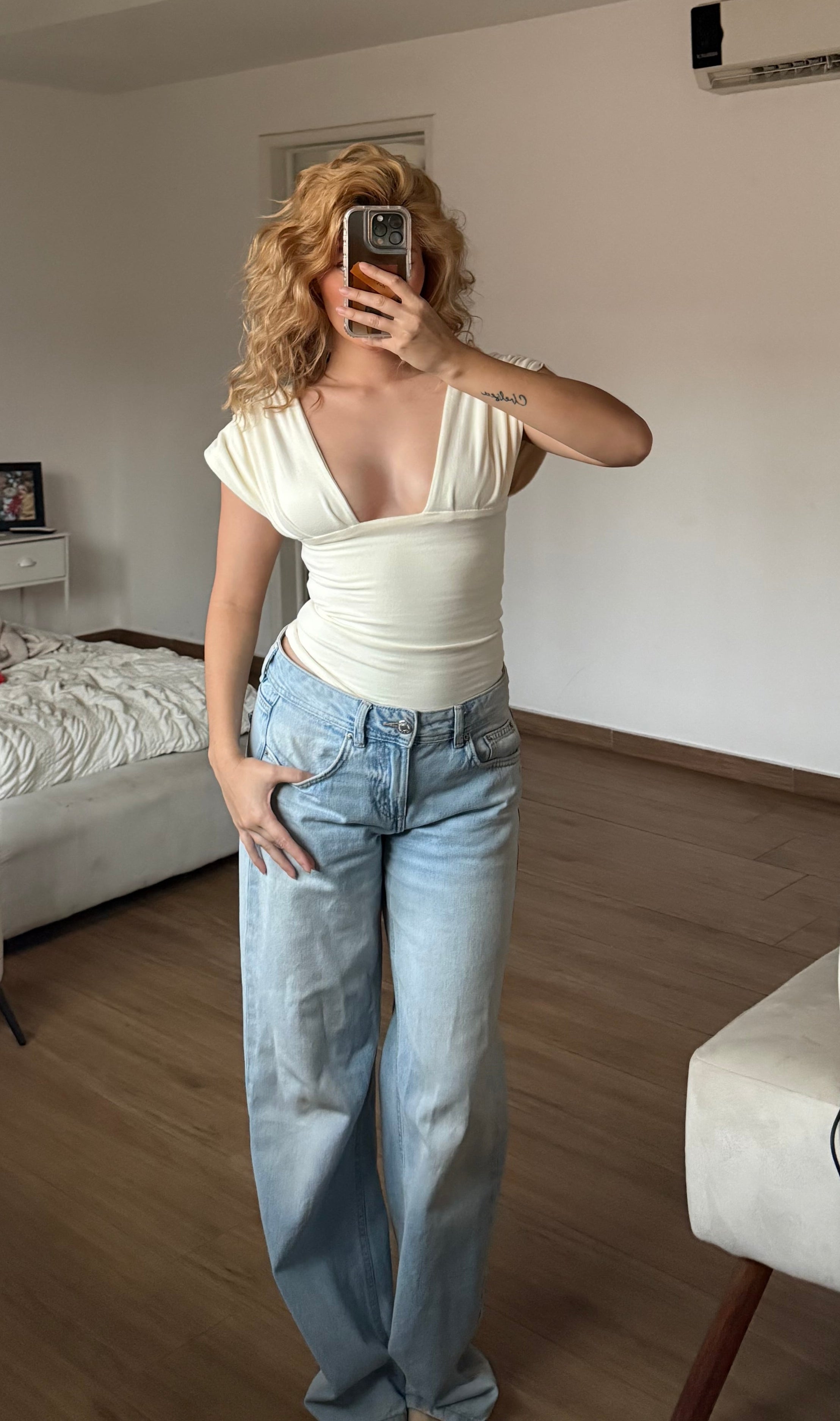Top 001
