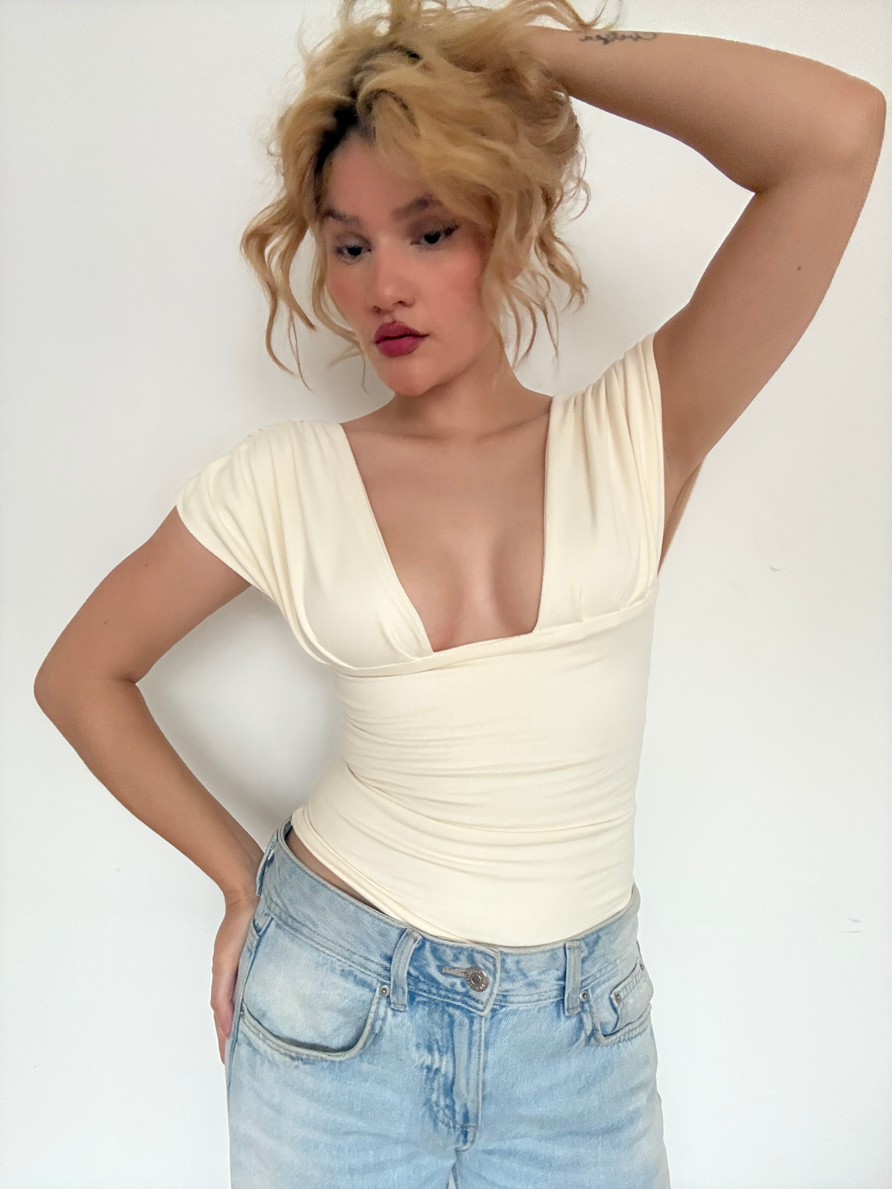 Top 001