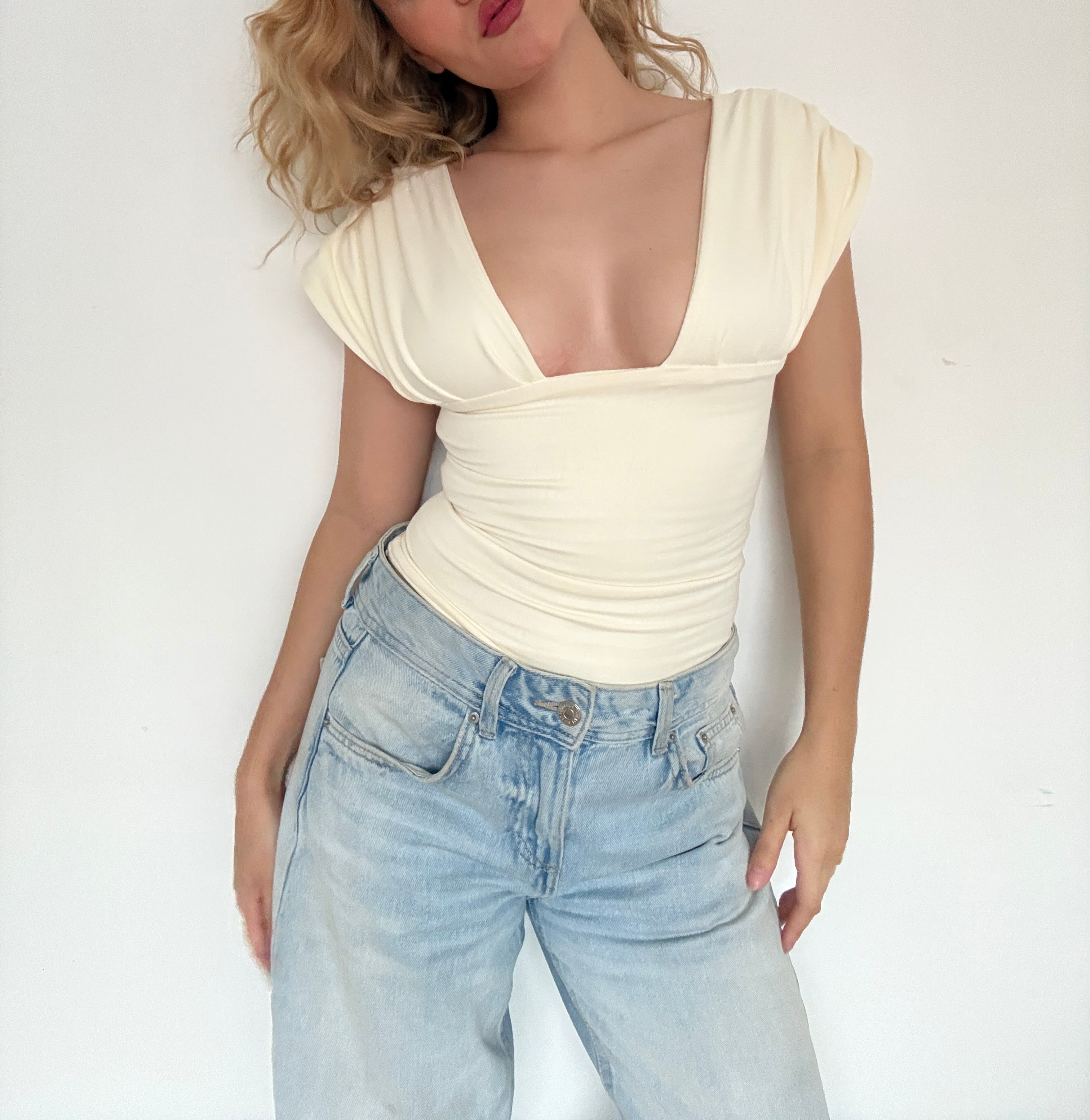 Top 001
